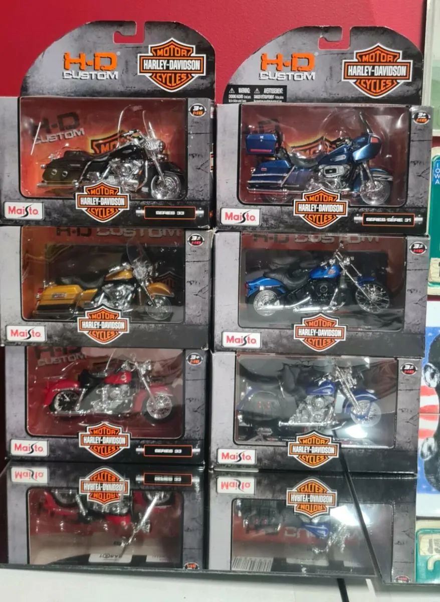 Harley Davidson motorcycle models x 15 - Image 2