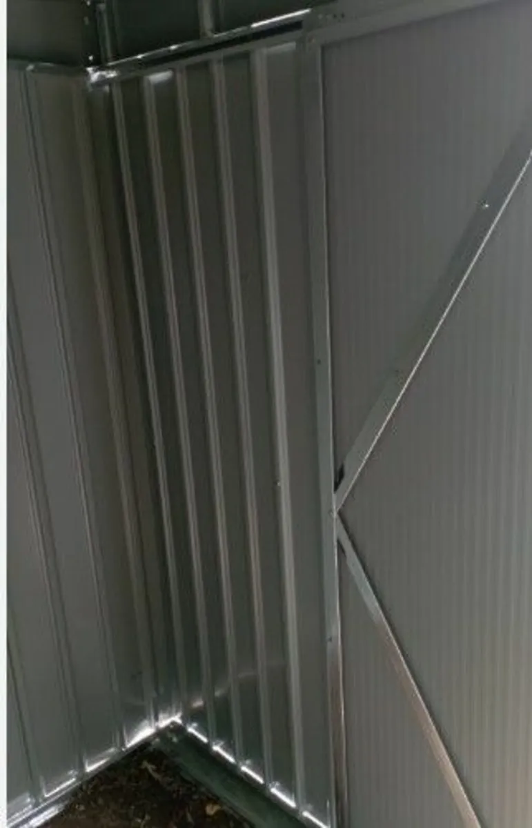 9ft x 4ft Metal Garden Storage Shed - Image 2