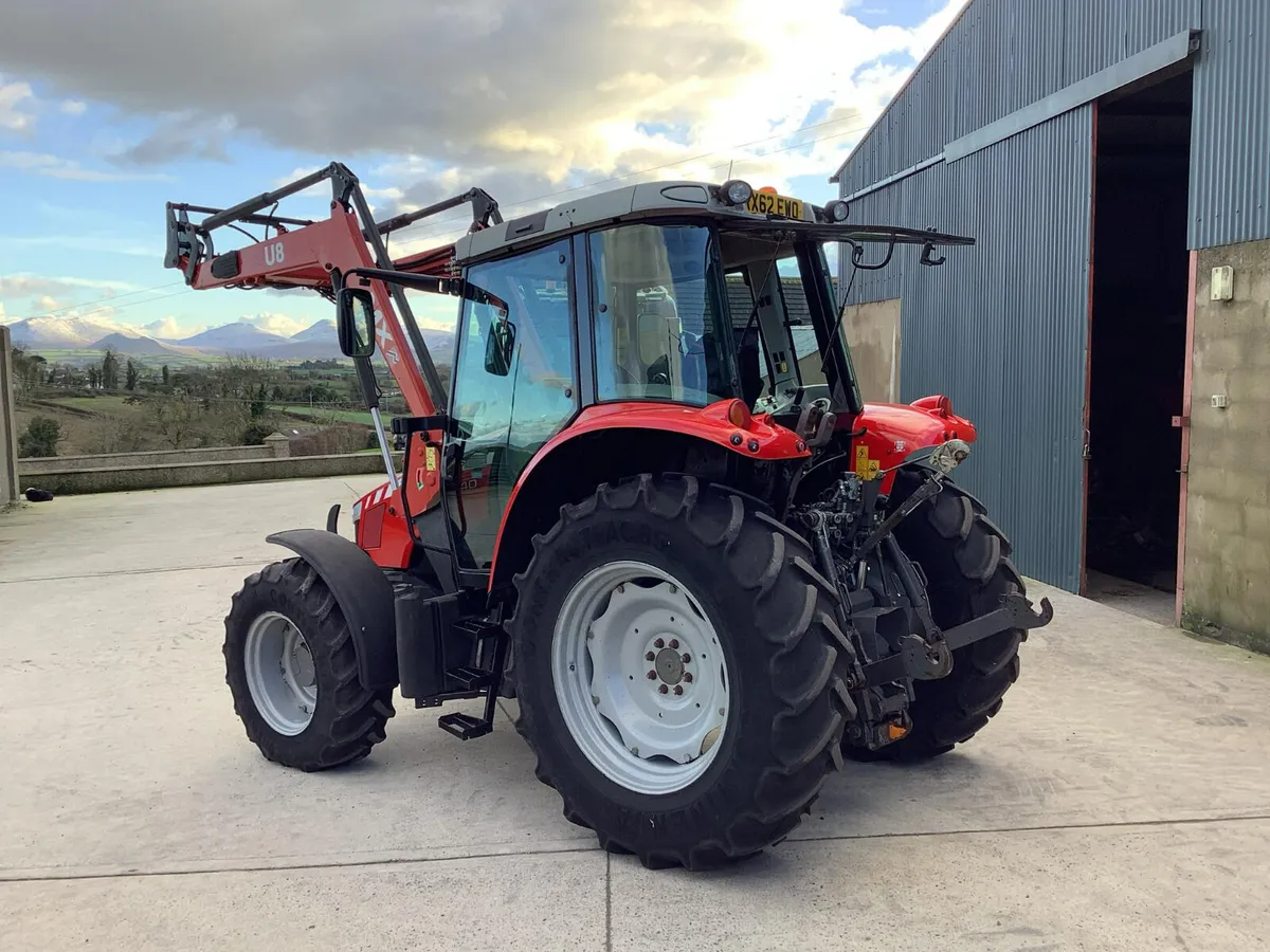 2012 MF 5440 - Image 4