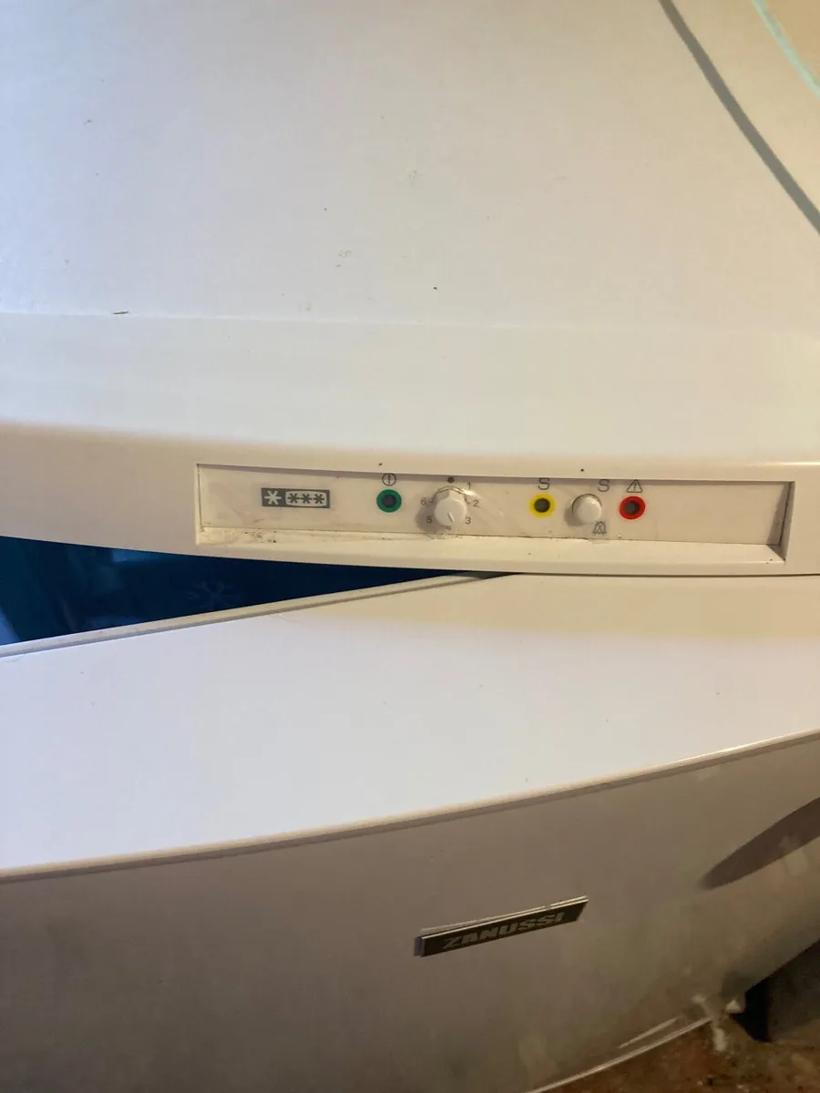 Mini under counter Freezer - Image 1