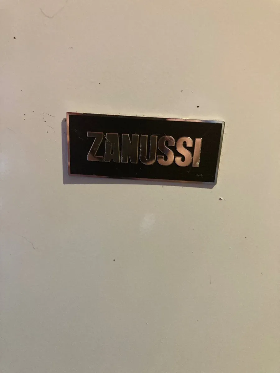 Mini under counter Freezer - Image 3