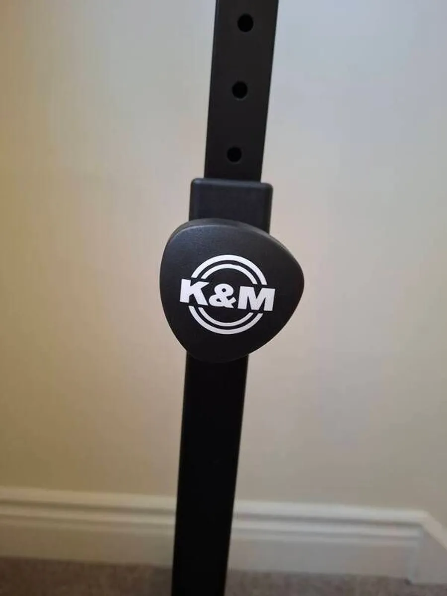 K&M mixing desk stand - Image 2