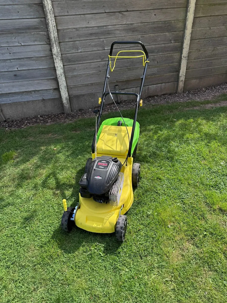Petrol Lawmower Self Propelled - Image 2