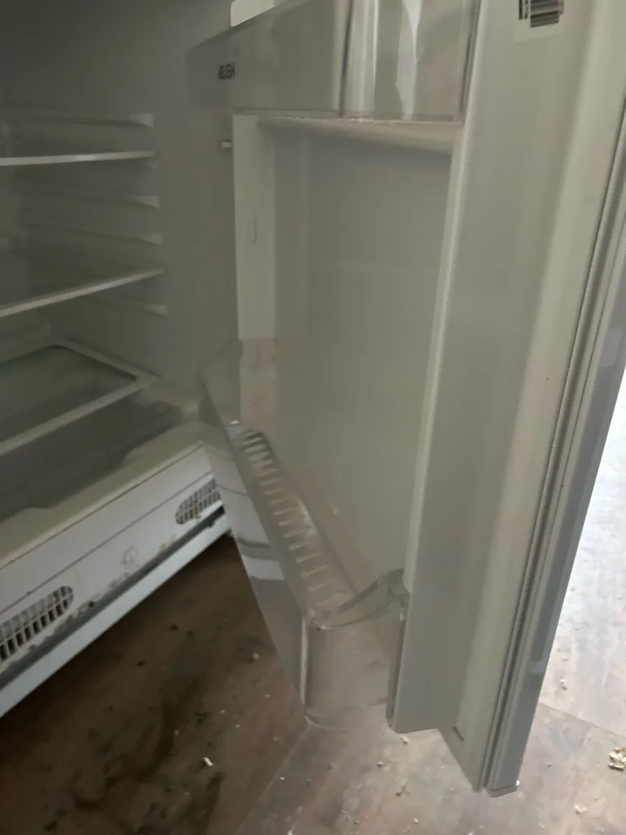 Fridge - Image 2