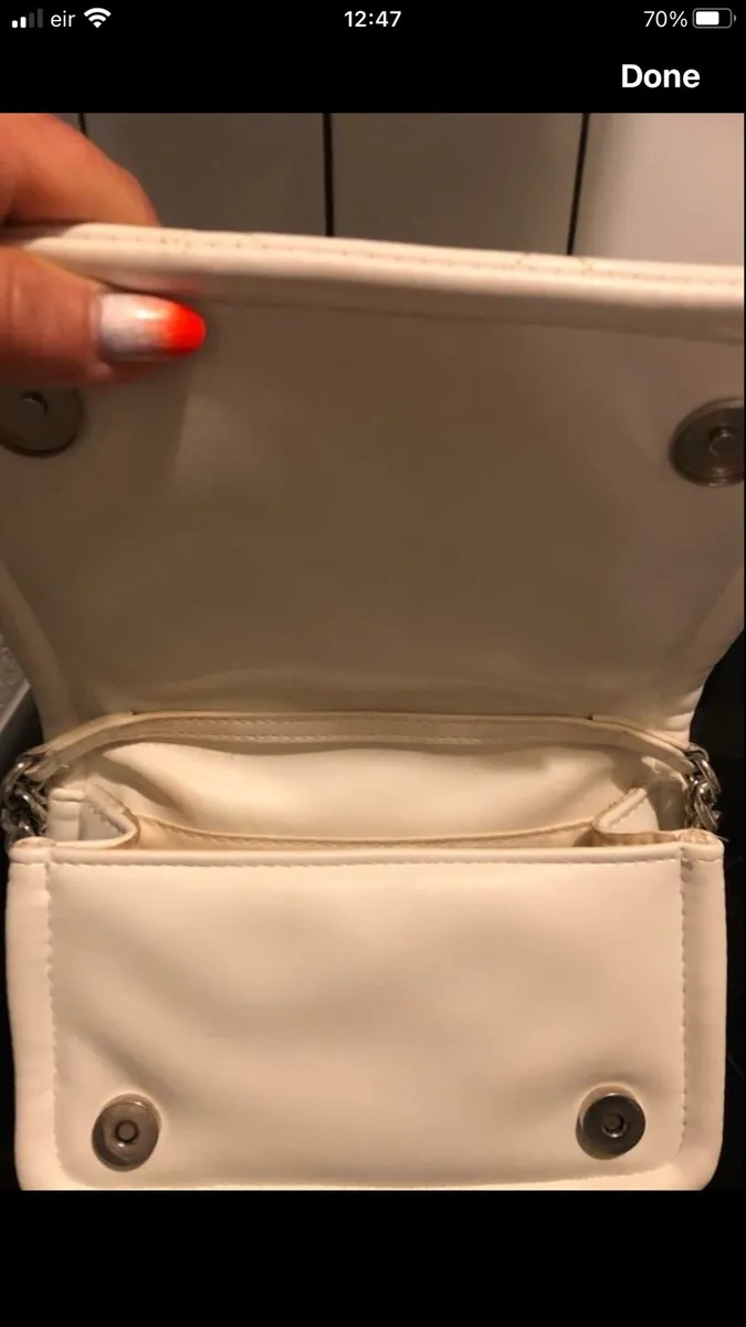 Ladies stunning bag €5 - Image 4