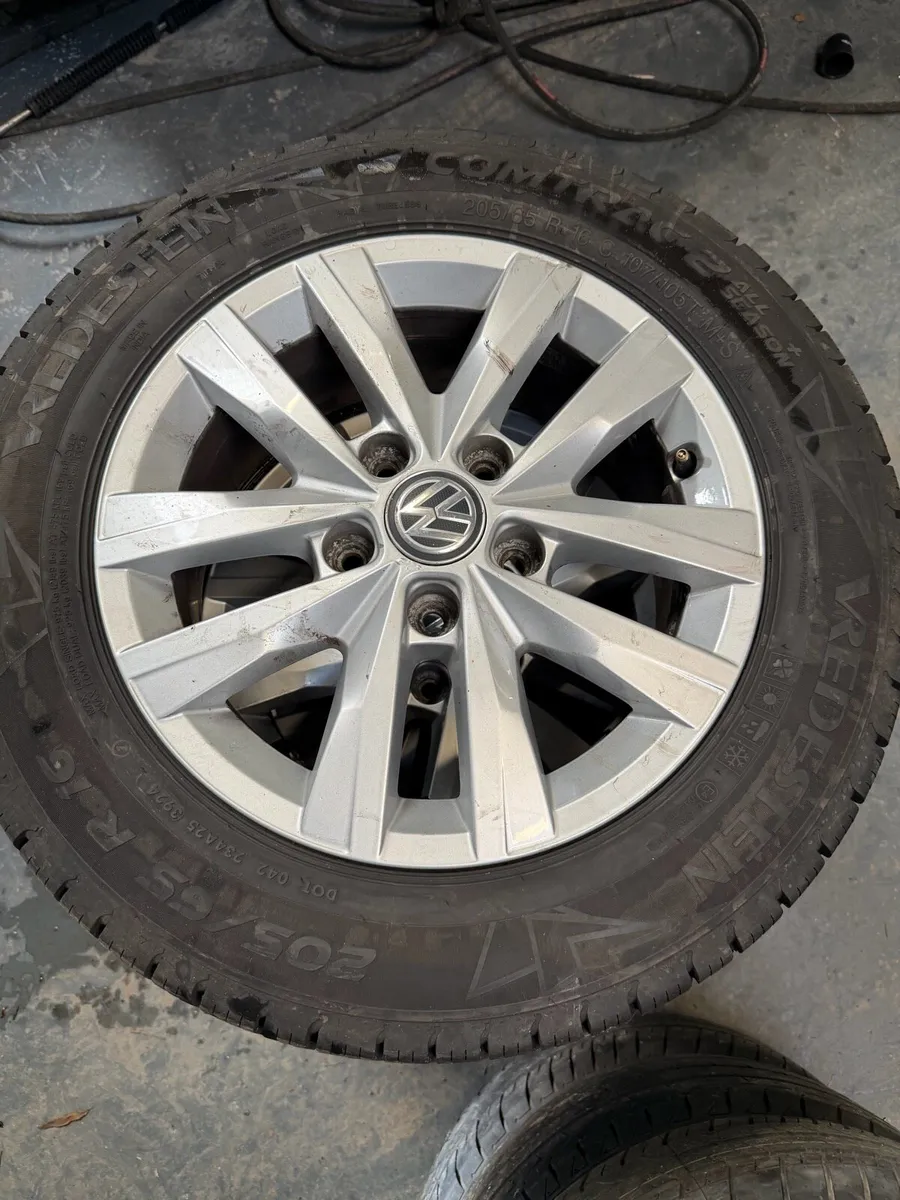 VW Transporter 16”Clayton alloys - Image 4
