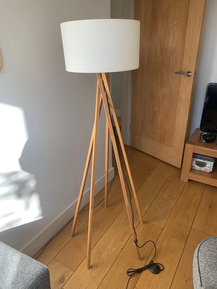 Standard lamp - Image 2