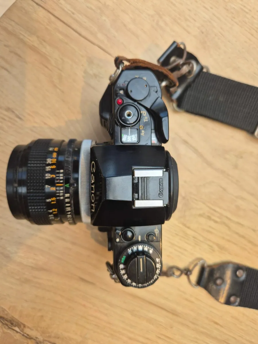 Canon A1 - Image 2