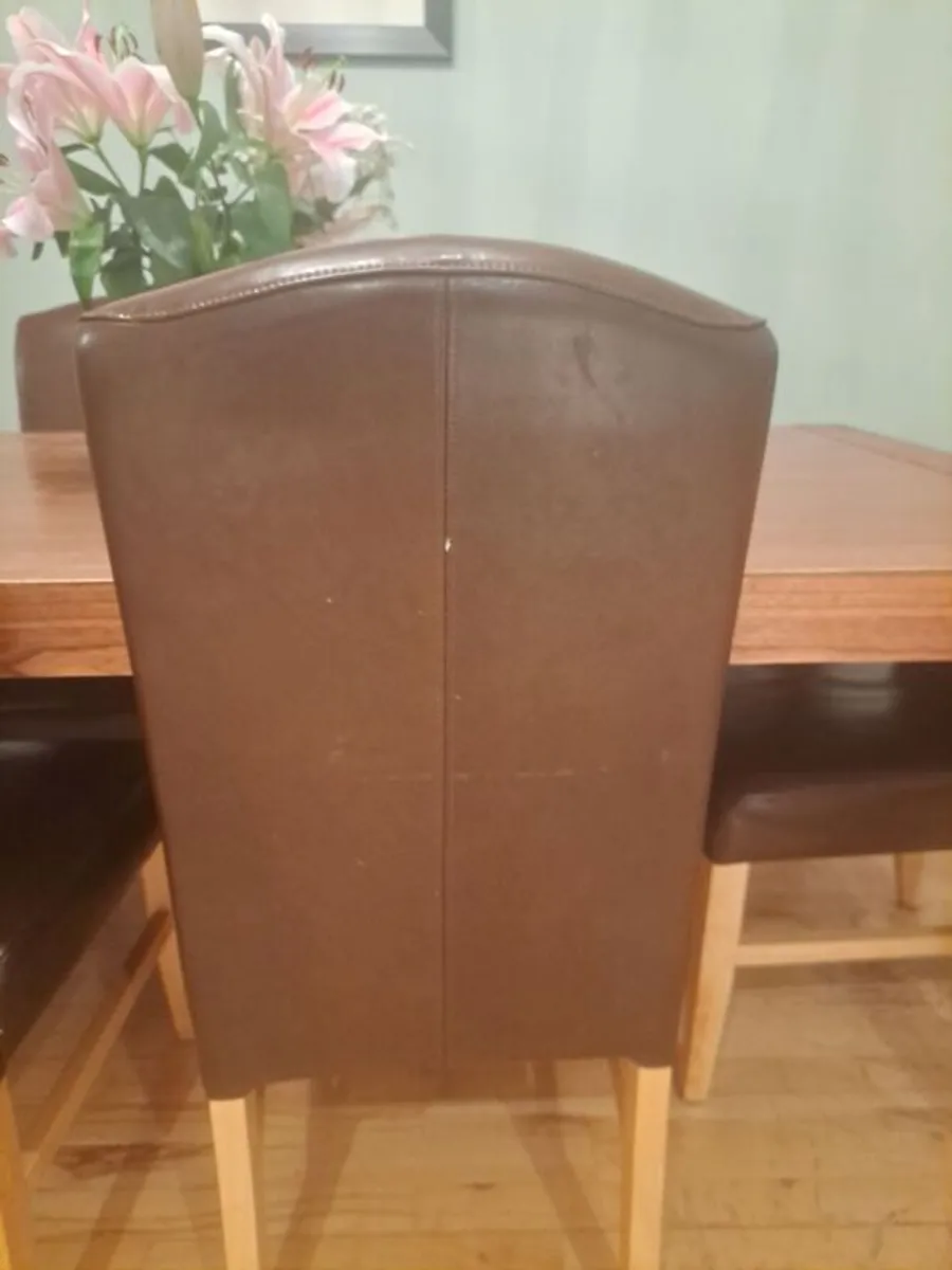 dining table and chairs - Image 3