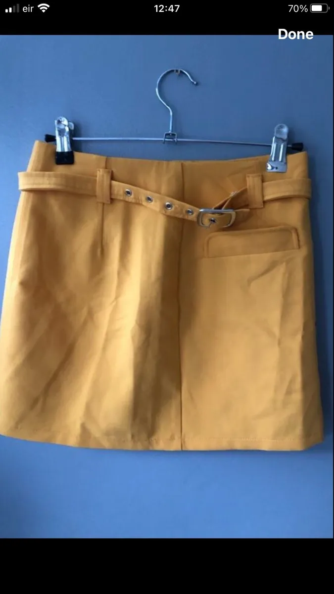 Ladies stunning skirt size S €5 - Image 1