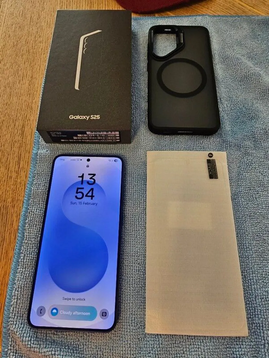 mobile phones - Image 1