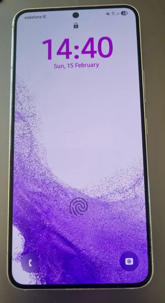 Samsung 22 128GB Unlocked - Image 1