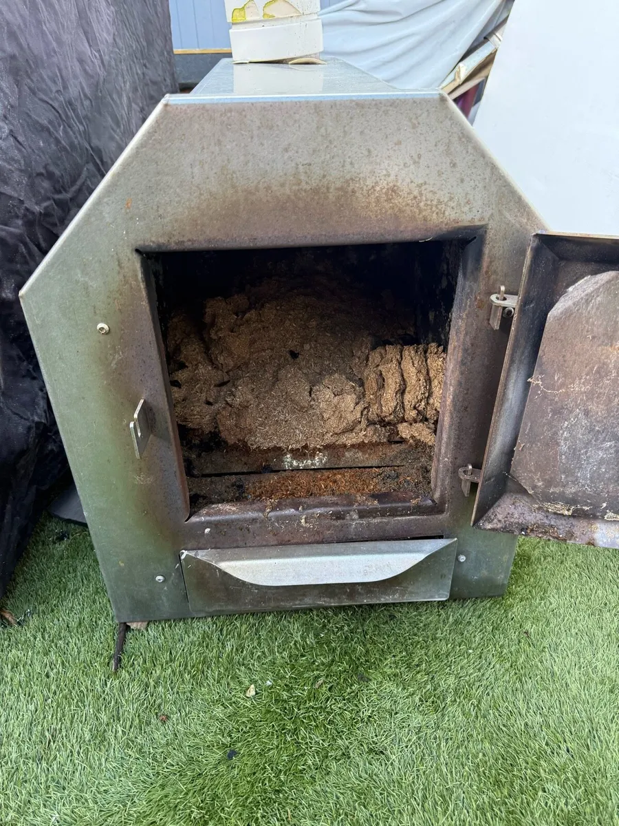 Log burner - water heater - Image 3