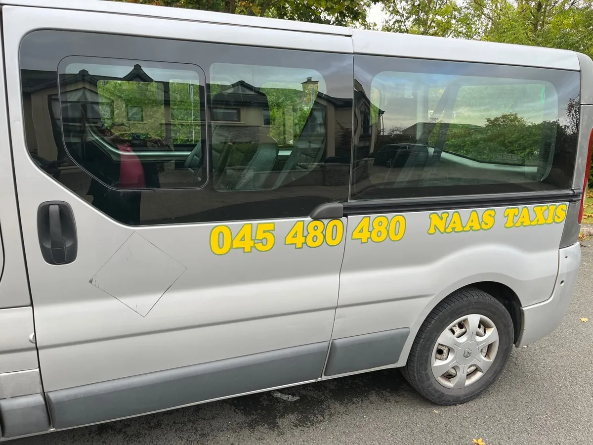 Renault Trafic 2013 - Image 2