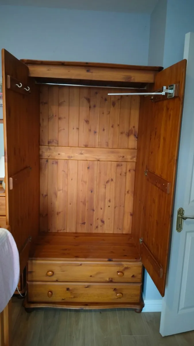 Wardrobe solid wood - Image 2