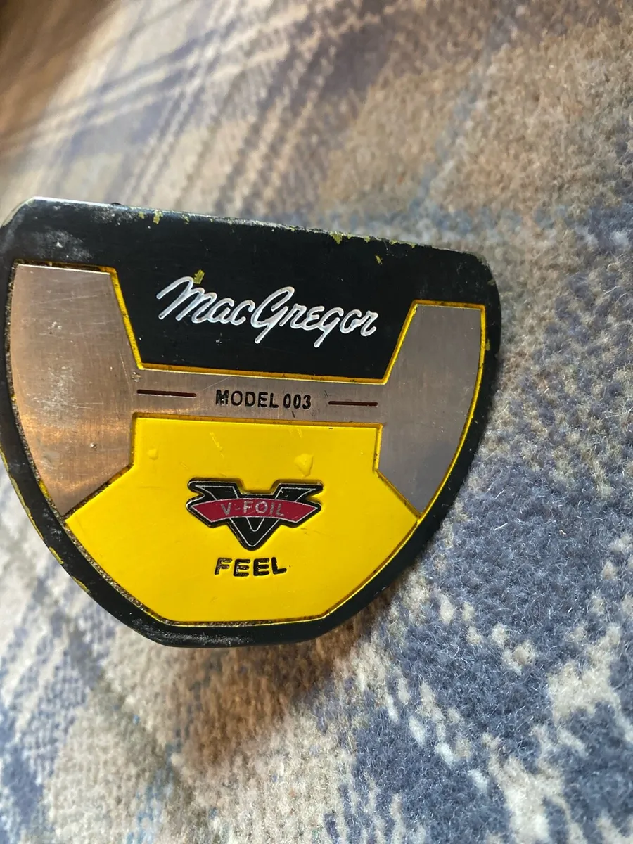 Macgregor V-feel model three left handed putter - Image 2