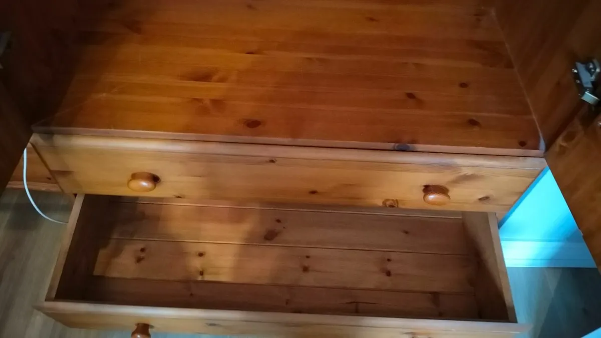 Wardrobe solid wood - Image 4