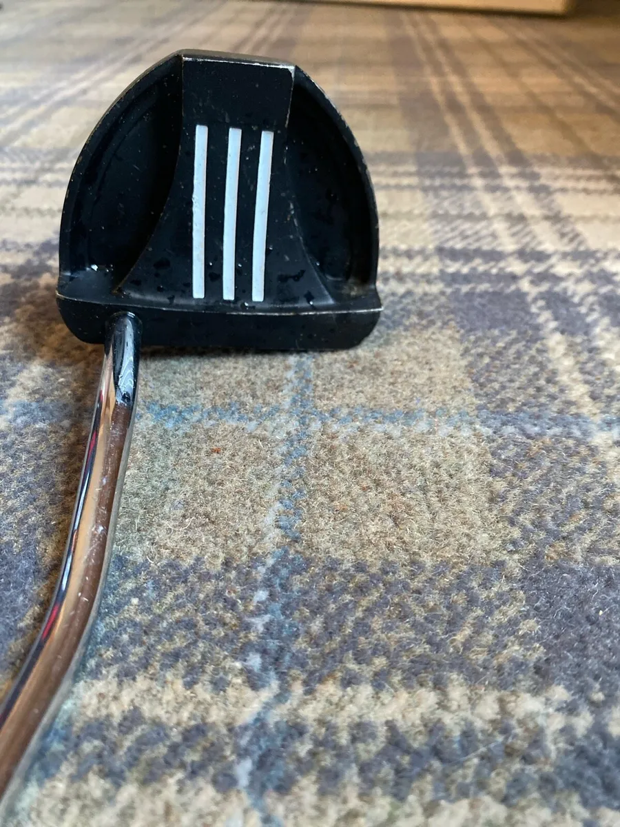 Macgregor V-feel model three left handed putter - Image 4