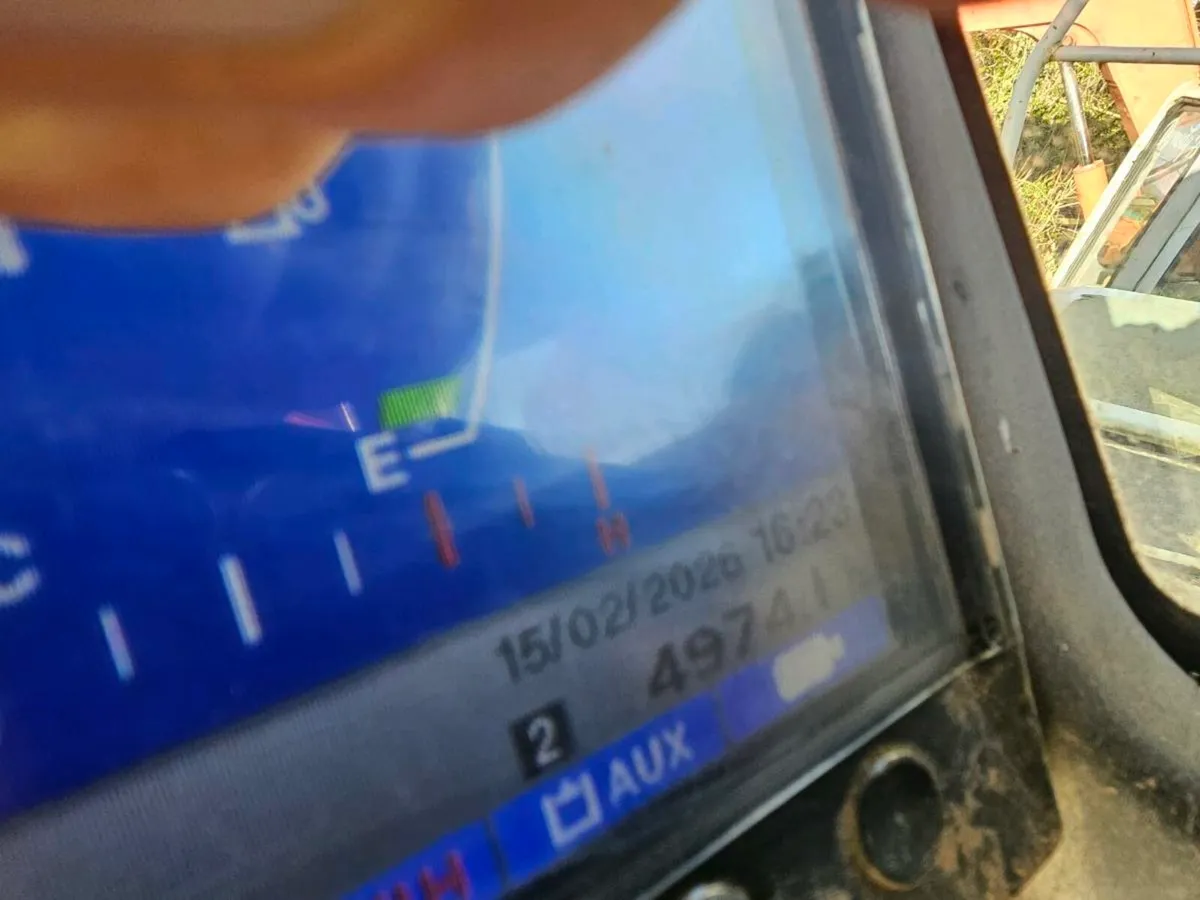 Takeuchi TB1140 front mount boom 2015 - Image 3