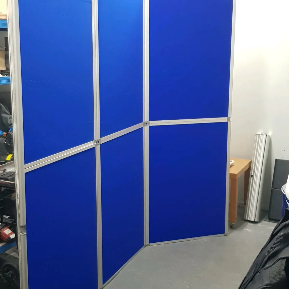 Nobo Pro 8 Panel Display + 3Pull Up Banners - Image 1