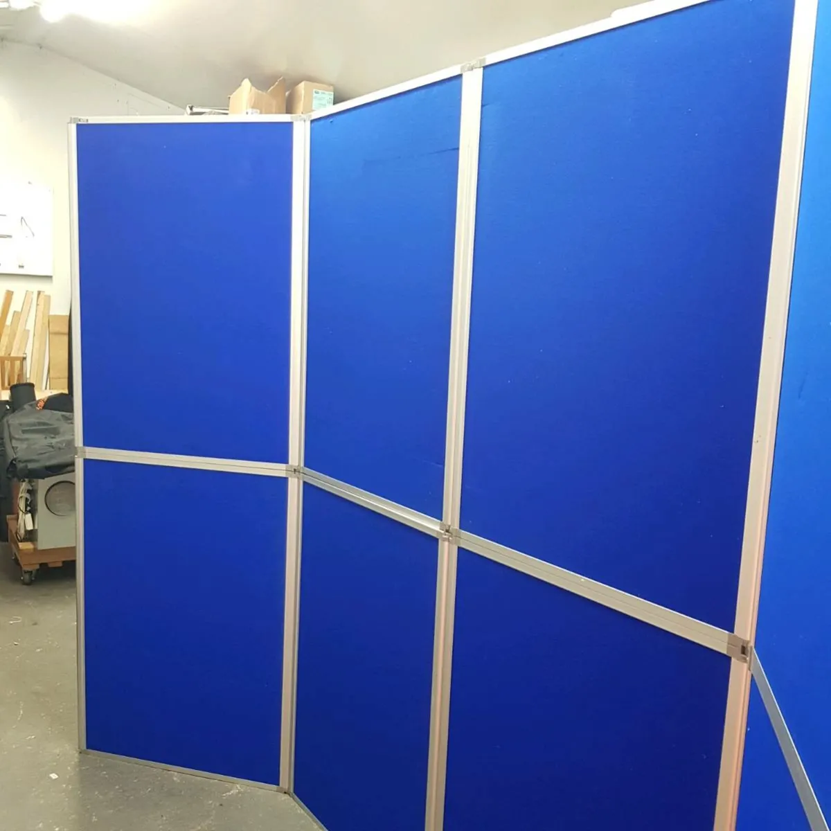 Nobo Pro 8 Panel Display + 3Pull Up Banners - Image 3