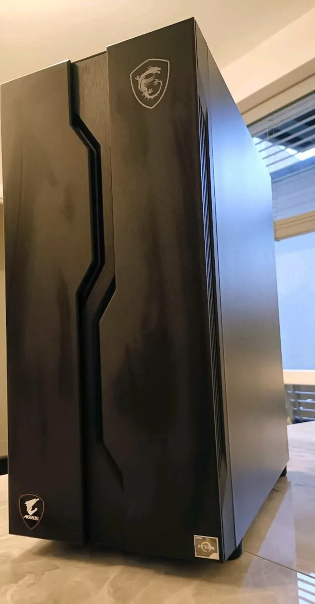 Desktop P.C - Image 1