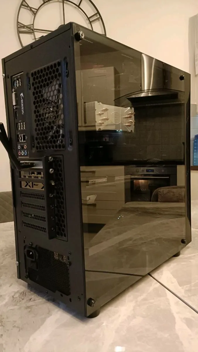 Desktop P.C - Image 3