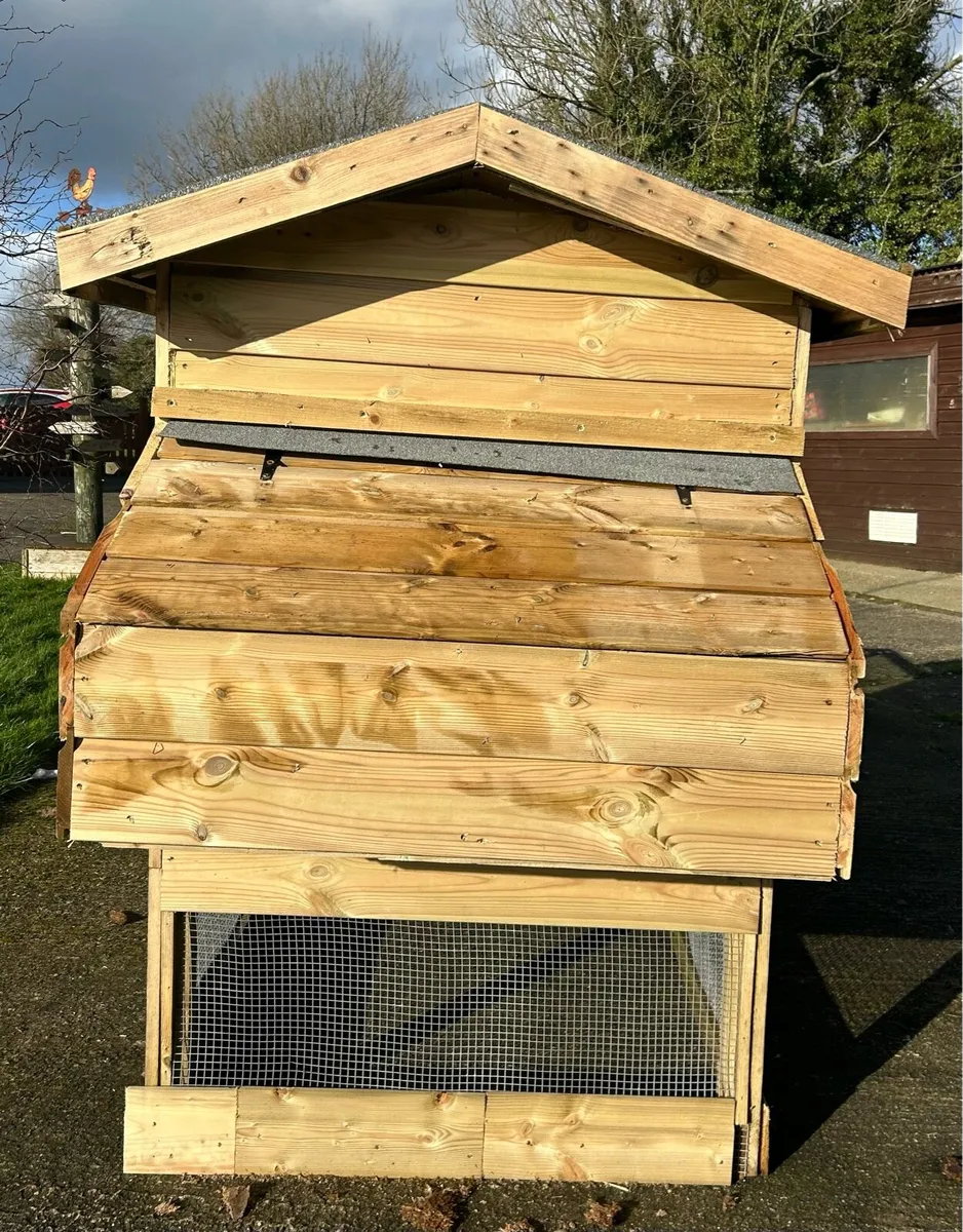 CHICKEN COOP - Image 4