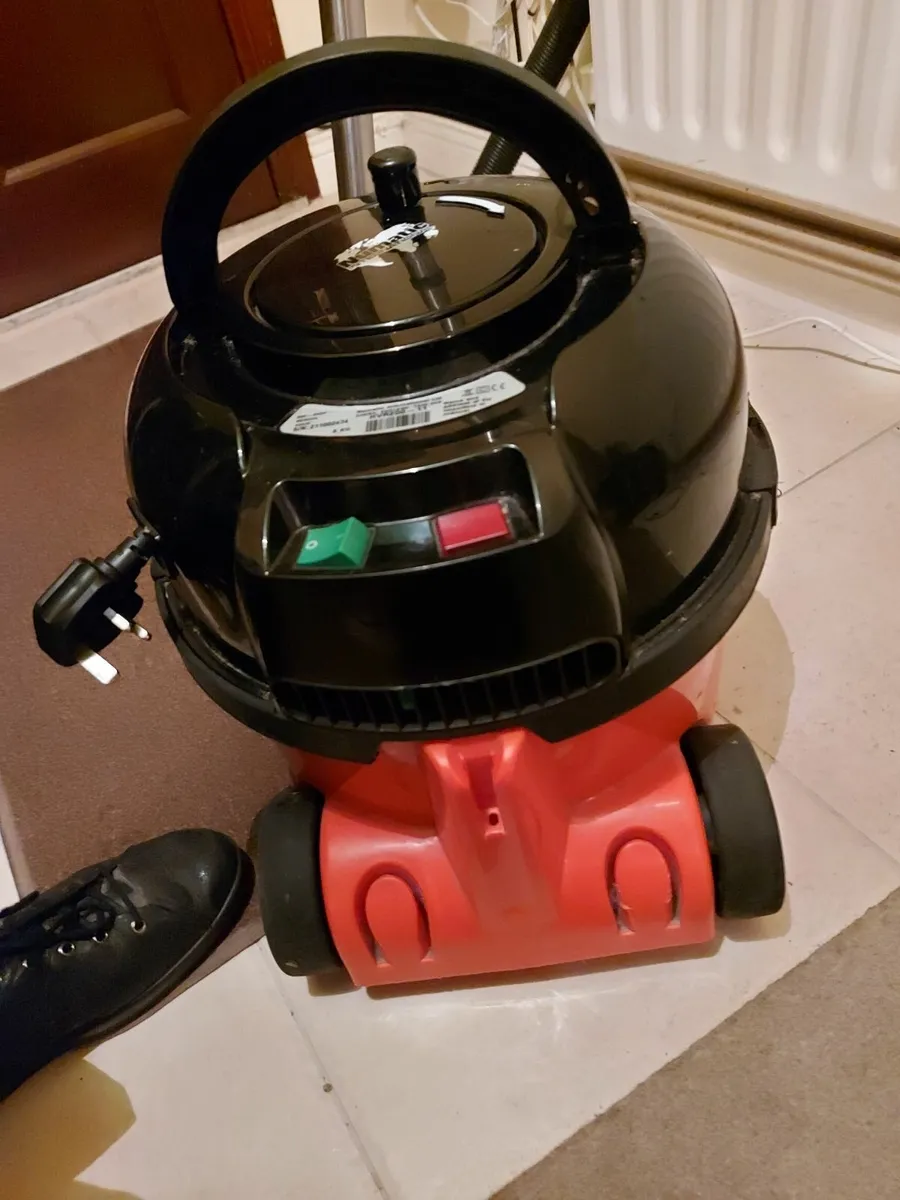 Henry 200 Numatic Vacuum Cleaner HVR200-11 - Image 4