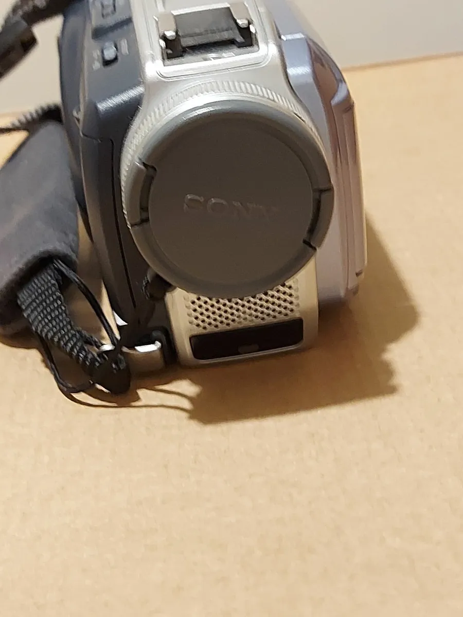 SONY Digital Video Camera Recorder Model DCR-TRV38 - Image 4