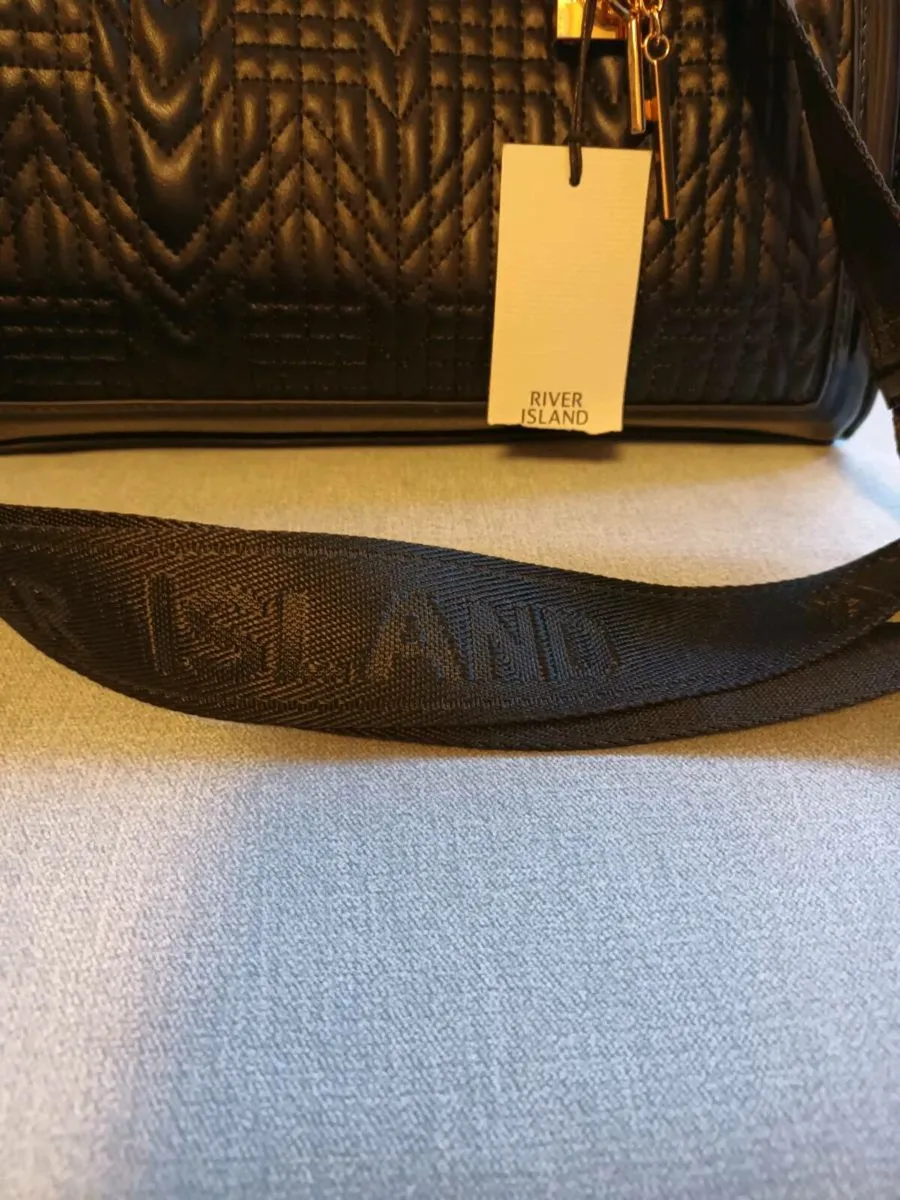 River Island Black handbag (BNWT) - Image 4