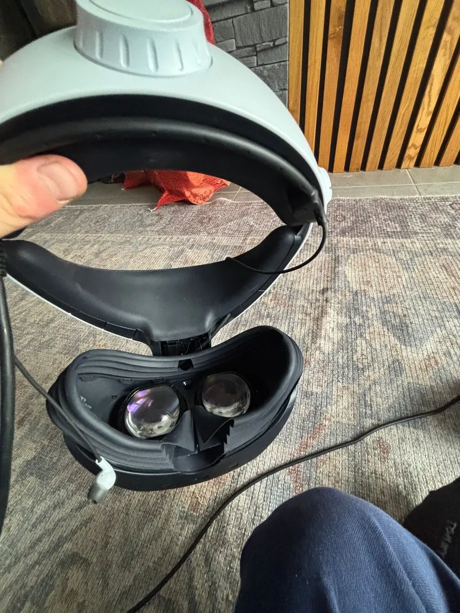 PS VR2 - Image 2