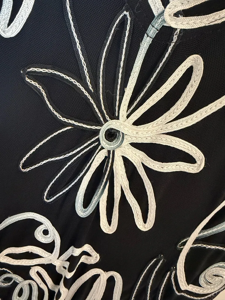 Formal woman's dress - Image 3