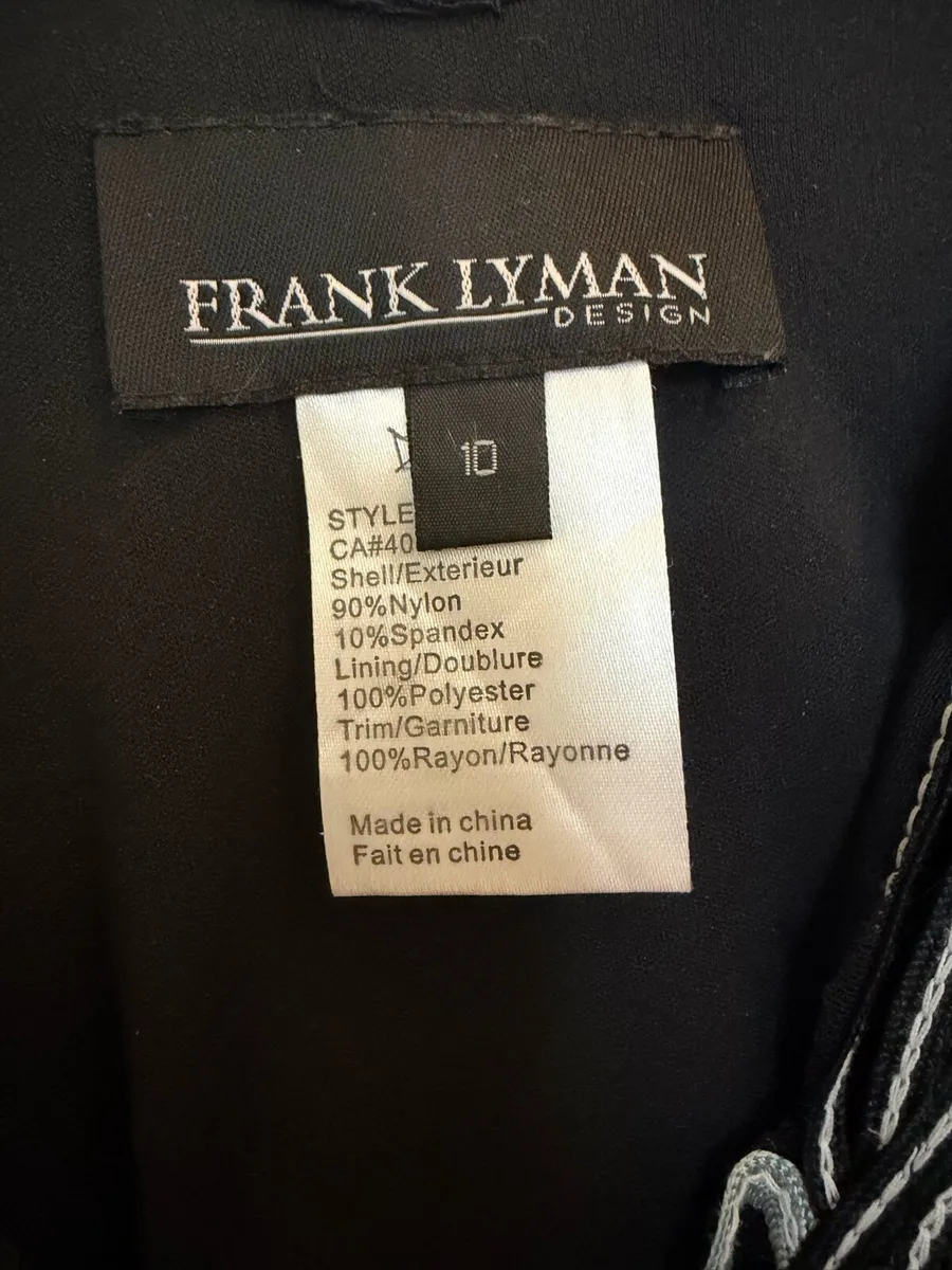 Formal woman's dress - Image 4