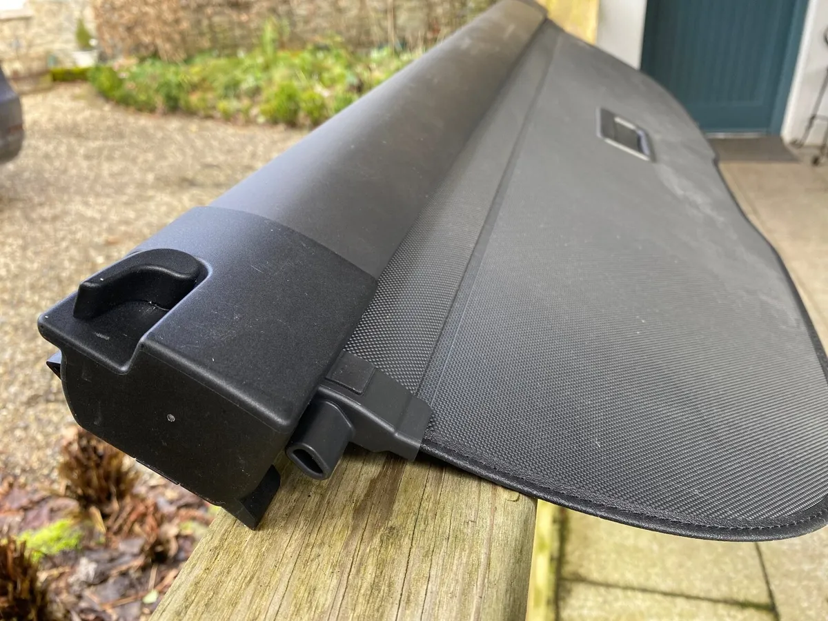 Audi Q2 Boot Liner, Q3 Boot Screen & Guard - Image 2