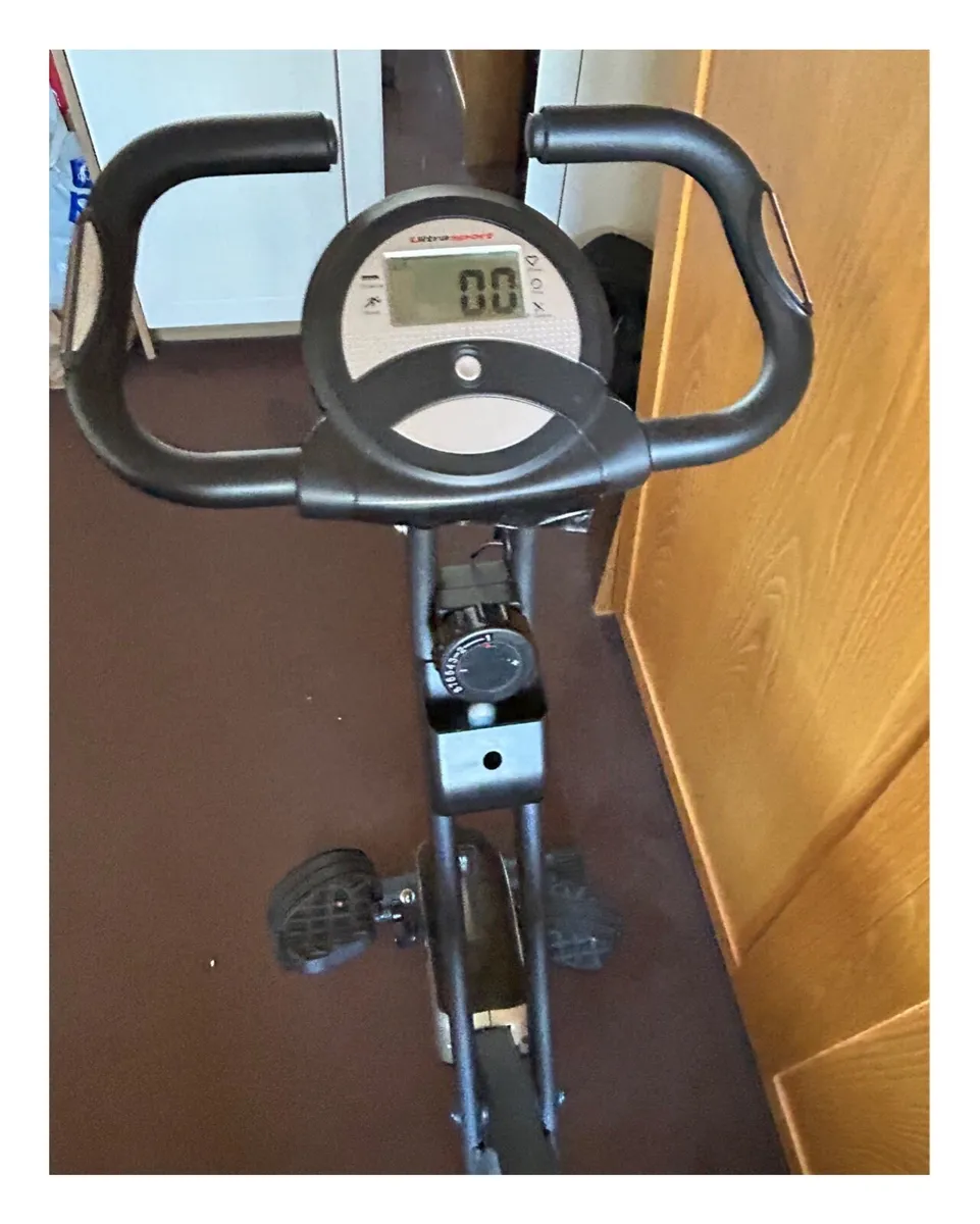Indoor exercise bike - Image 4
