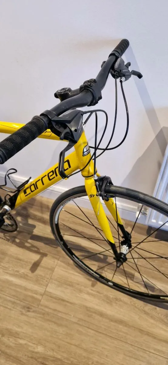 Carrera flat bar road bike ( serviced ) ( delivery - Image 4