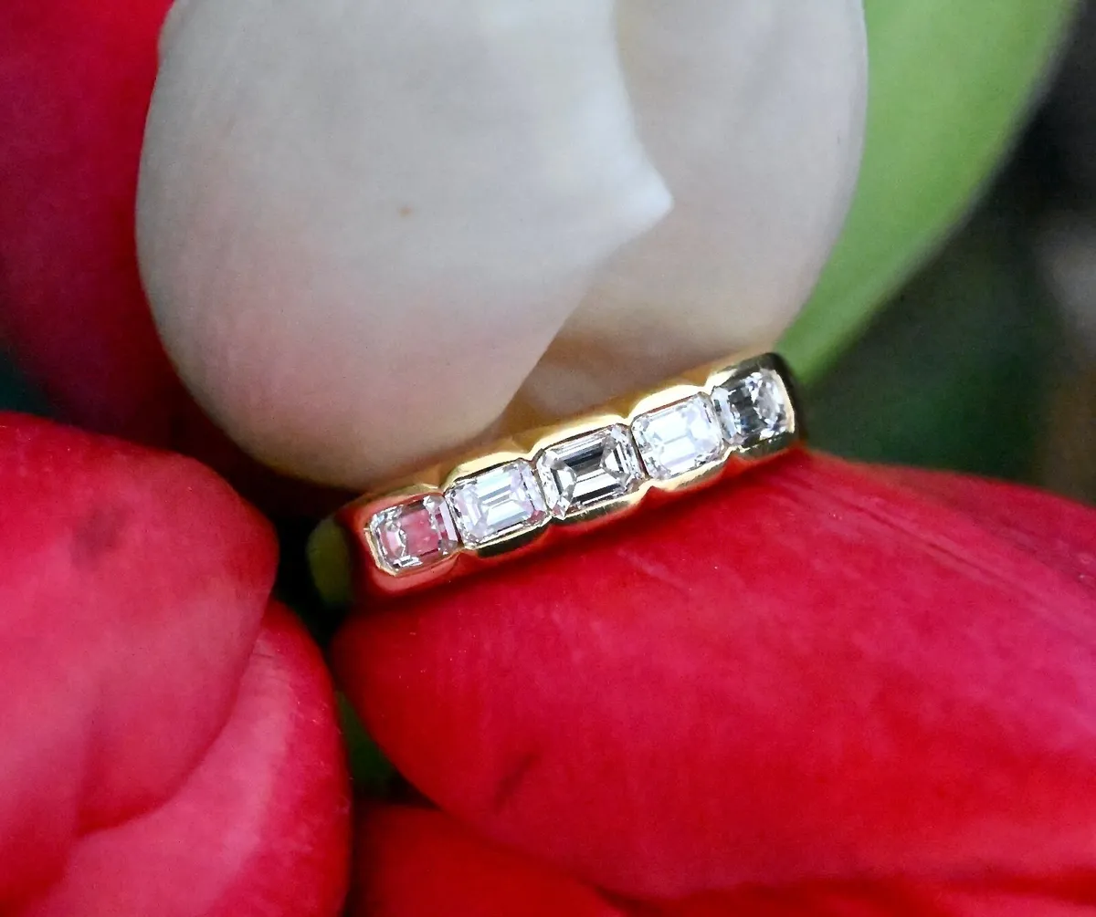 Vintage Italian Emerald Cut Diamond Eternity Ring - Image 2