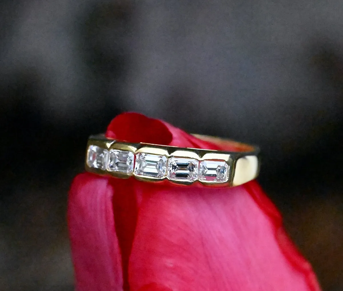 Vintage Italian Emerald Cut Diamond Eternity Ring - Image 4