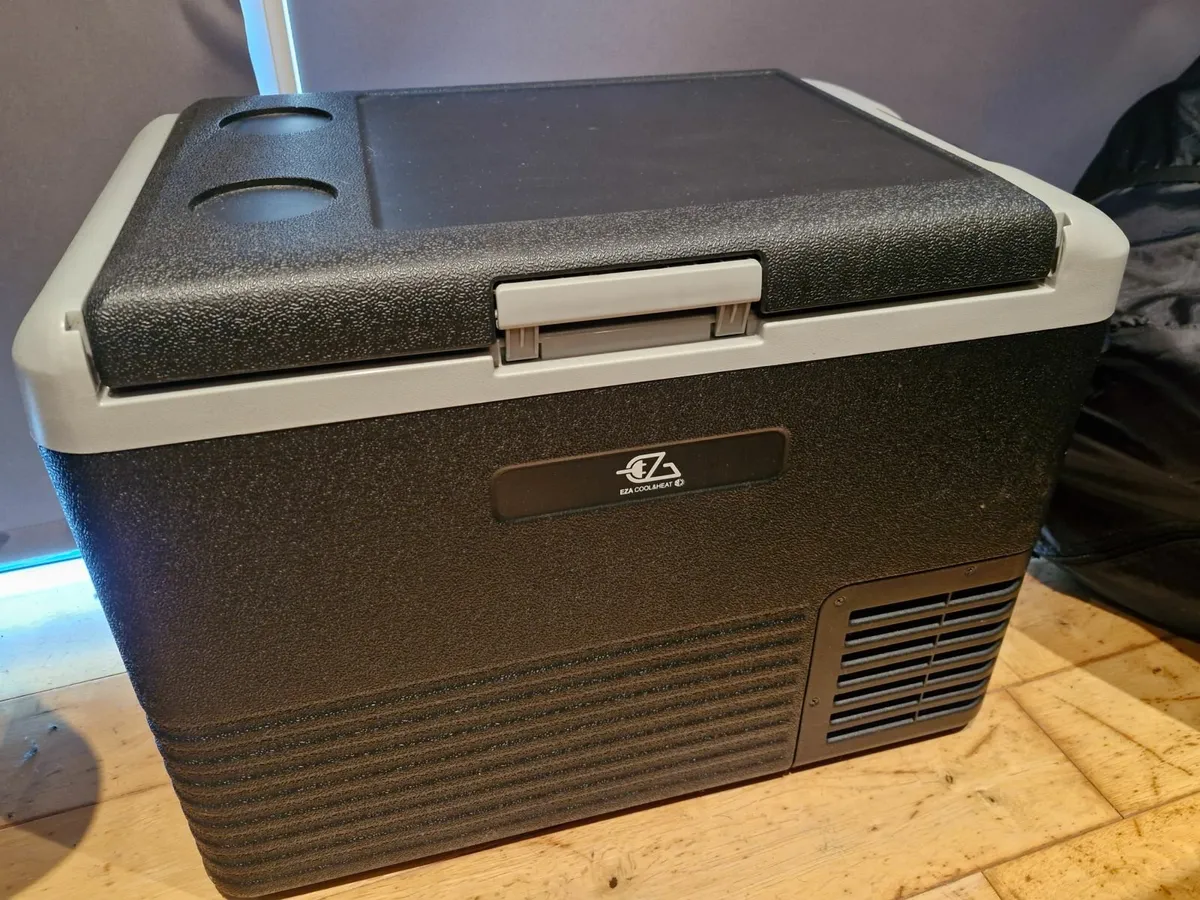 EZA COOL & HEAT UNIT FOR CARAVAN OR CAMPER OR CAR - Image 1