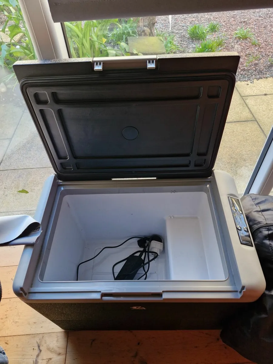 EZA COOL & HEAT UNIT FOR CARAVAN OR CAMPER OR CAR - Image 3