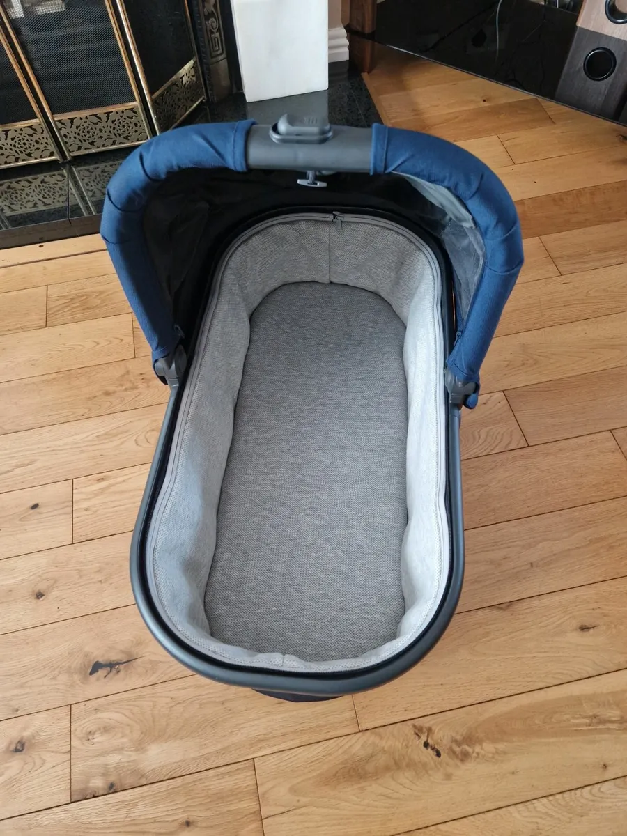 Uppababy buggie bassinet - Image 2