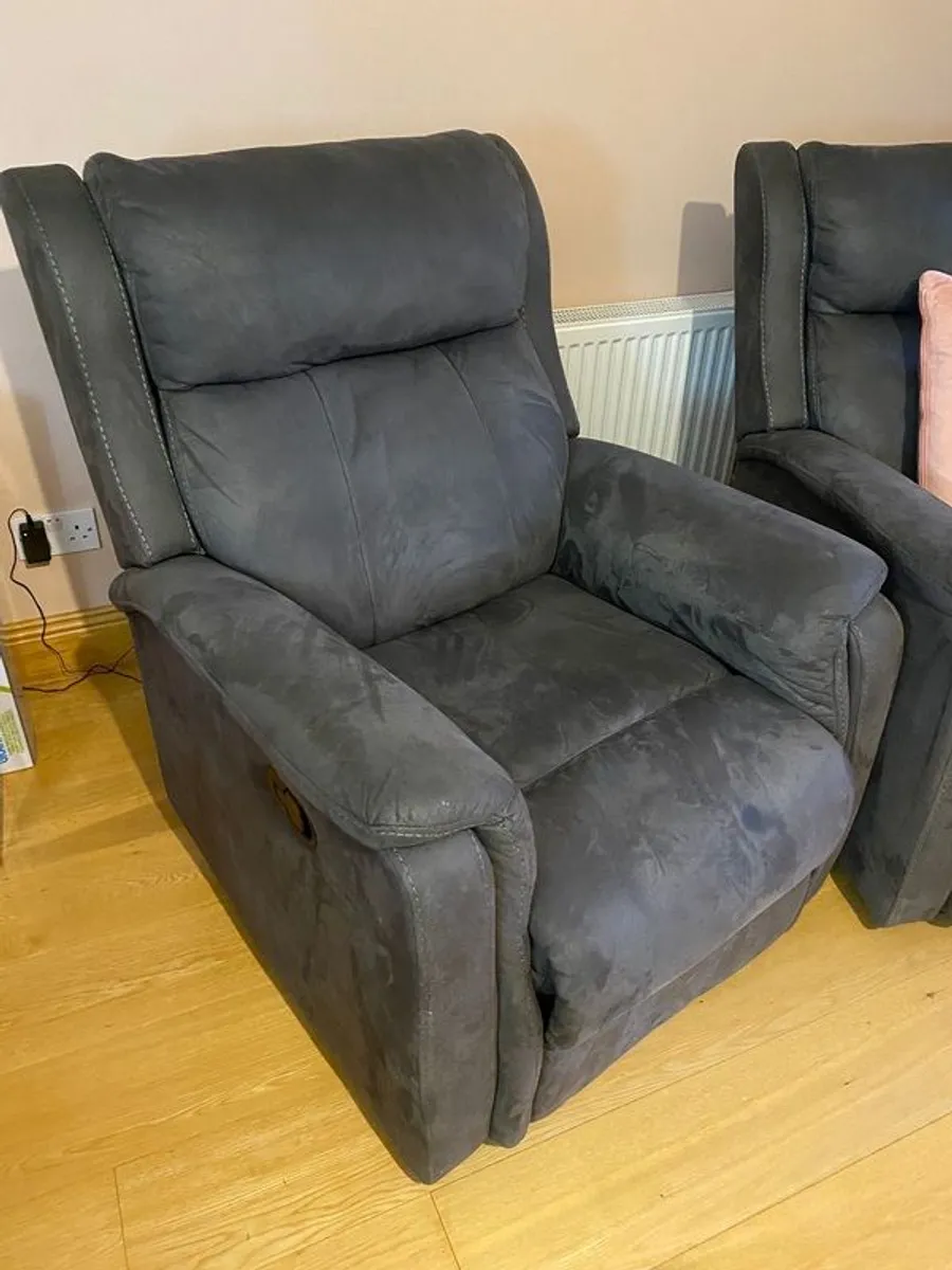 Recliner armchairs - Image 3