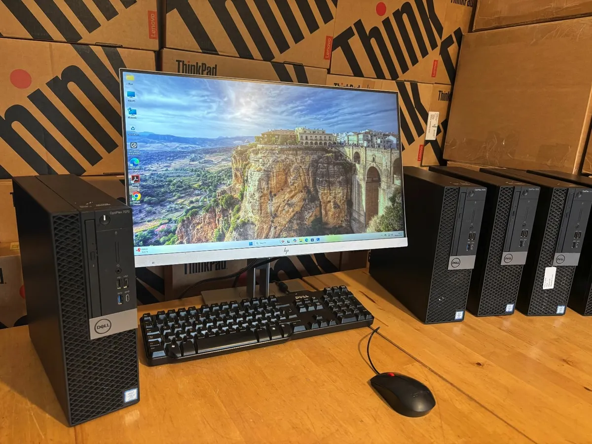 Dell Optiplex PCs'-Octo Core i7-24" Flatscreen-Del - Image 1