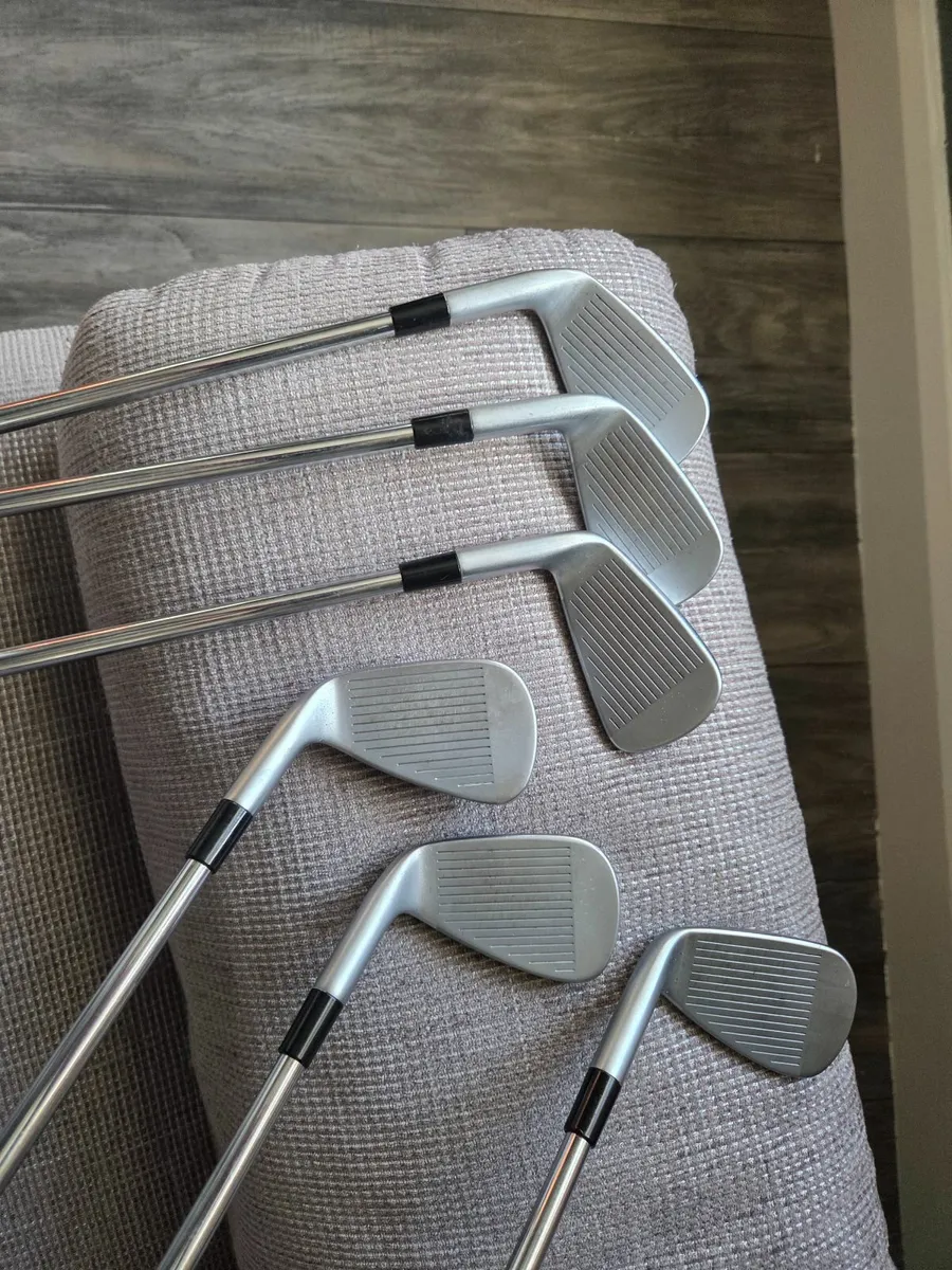 Taylormade P790 irons - Image 4