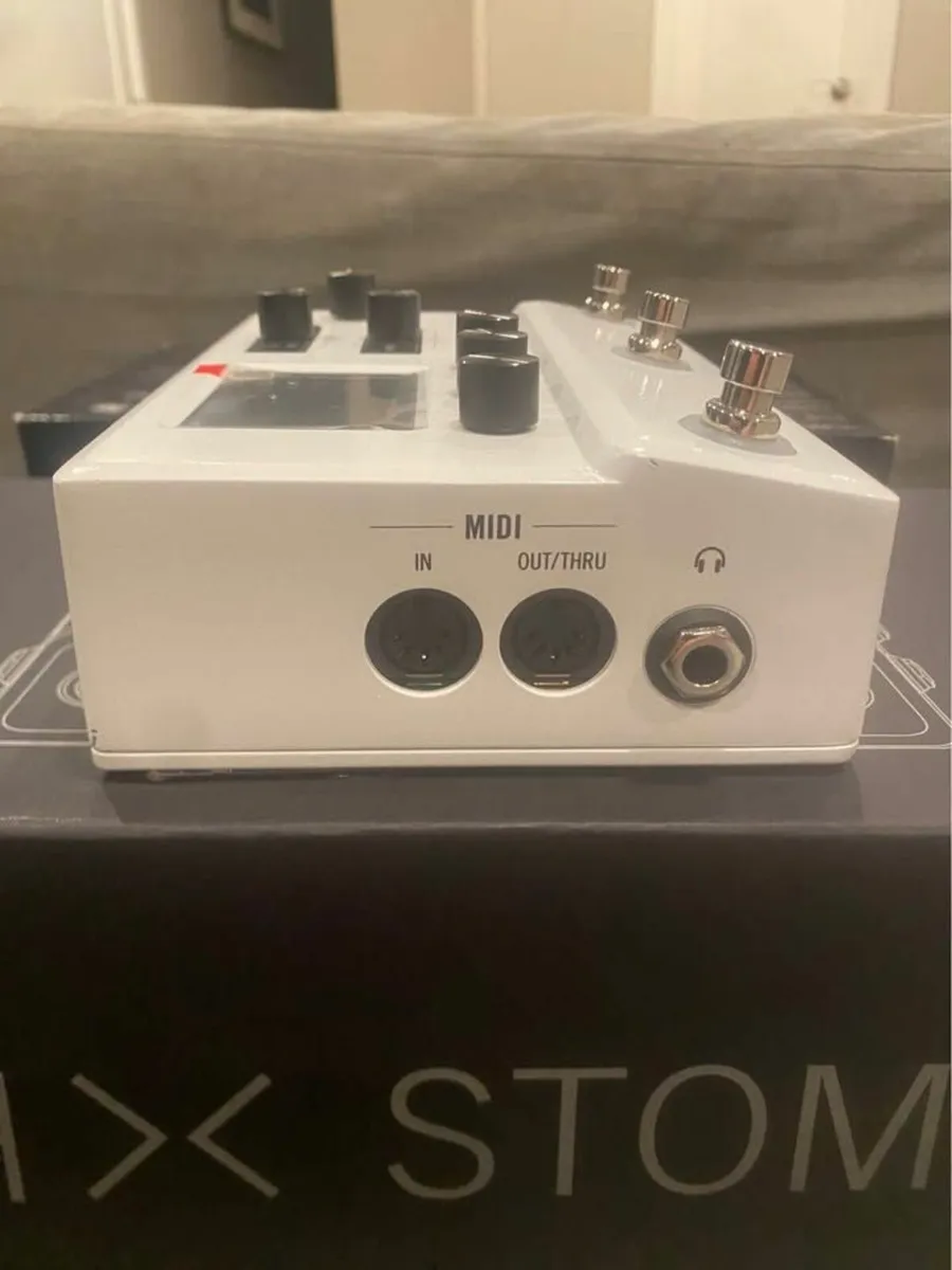 Line 6 HX Stomp limited edition white - Image 2