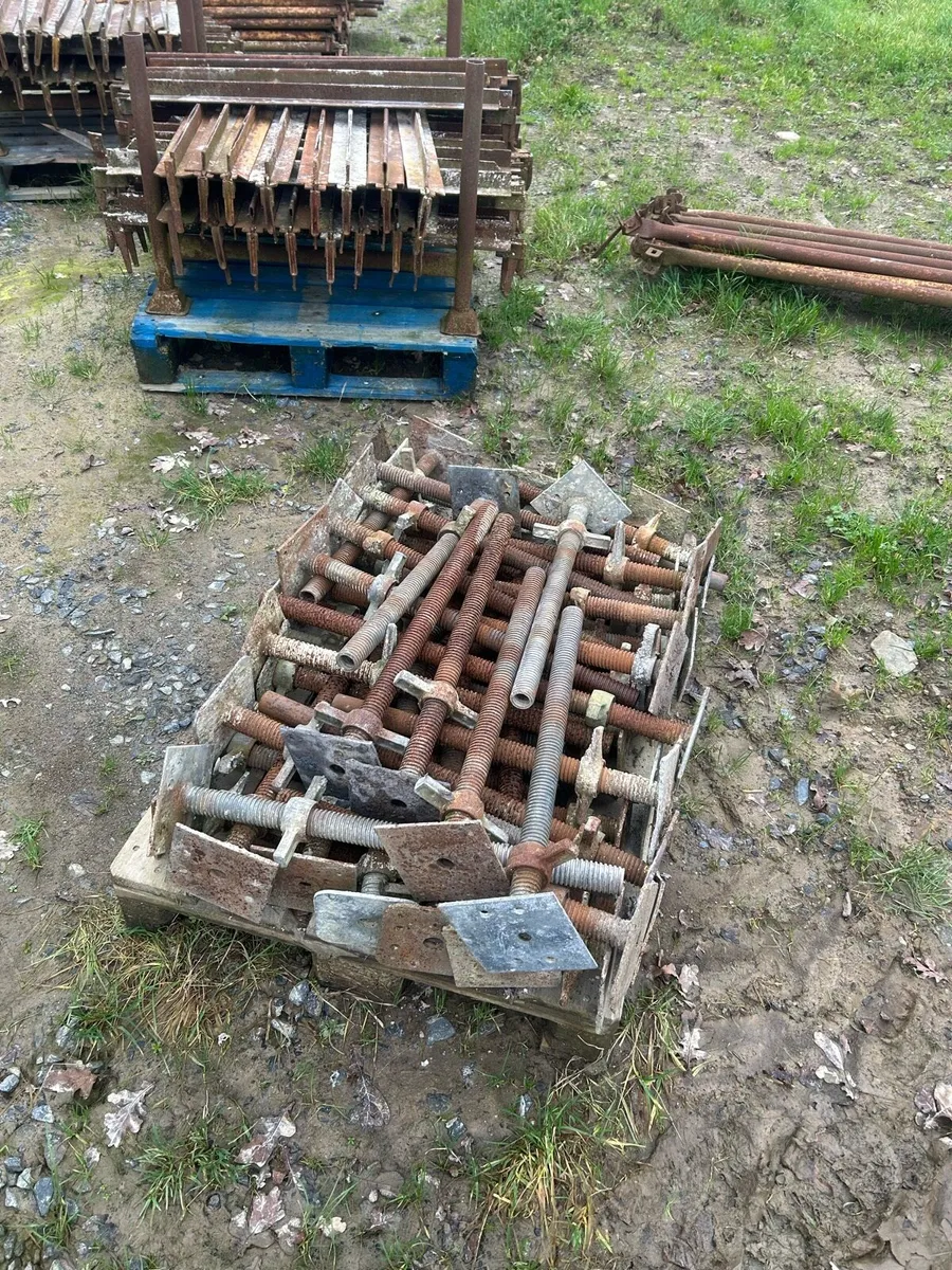 Scaffolding - Image 2