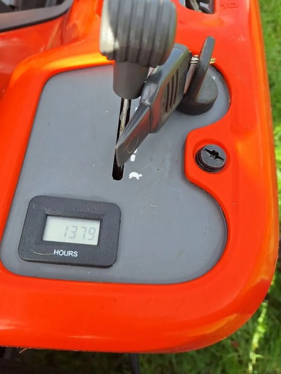 Ride On Mower - Image 4