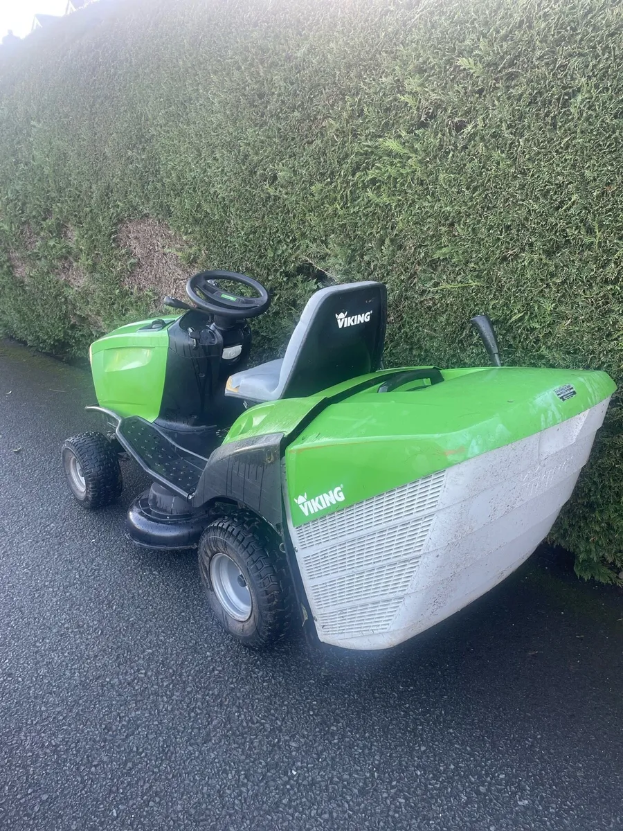 Ride on lawnmower - Image 3