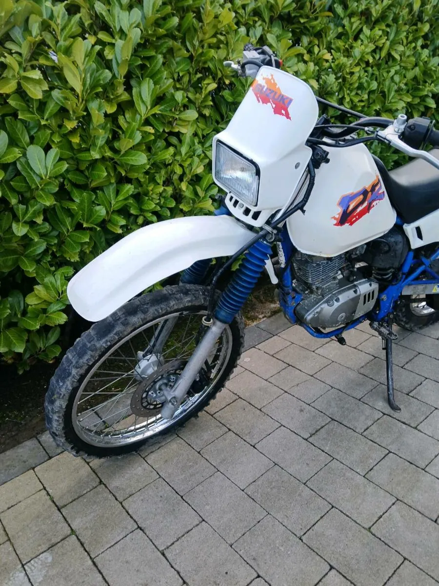 SUZUKI  DR 125 - Image 2
